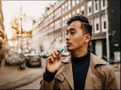 
      
      Teens are more likely to try e-cigarettes if their parents smoke
      
      