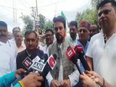 
      
      Delhi liquor scam: Anurag Thakur calls AAP 'bewdi sarkar'
      
      