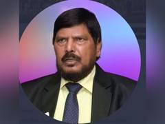 
      
      Maharashtra: Ramdas Athwale backs CM Shinde
      
      