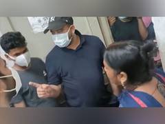 
      
      Tejashwi Yadav pays surprise visit to PMCH, assures action...
      
      