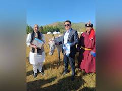 
      
      Rajnath Singh thanks Mongolian President for 
