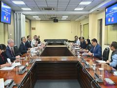 
      
      At 2+2 dialogue, US-India advance ambitious initiatives
      
      