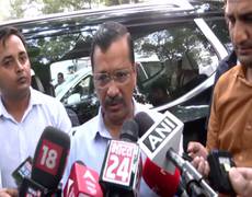 
      
      Arvind Kejriwal meets LG 1st time since CBI raids Manish Sisodia
      
      