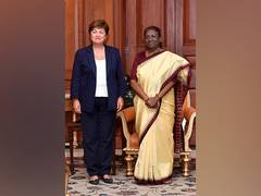 
      
      President Murmu meets IMF chief
      
      