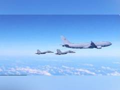 
      
      IAF Su-30 MKI aircraft returning from Australia 
      
      