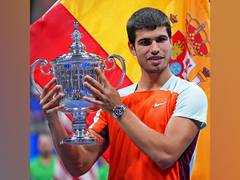 
      
      US Open: Alcaraz defeats Rudd in final, goes to top of rankings
      
      