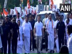 
      
      Bharat Jodo Yatra: Rahul Gandhi resumes padyatra in Kerala
      
      