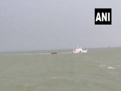 
      
      6 Pak nationals with drugs on boat apprehended in Indian waters
      
      