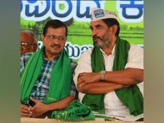 
      
      AAP protests at Vidhana Soudha demanding resignation of Sriramulu
      
      