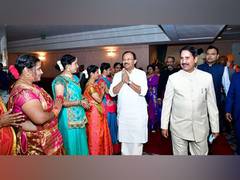 
    MoS arrives in Asmara, visit to give new momentum to relations 
    