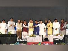 
      
      Gadkari lays foundation stone of 7 NH projects in Gwalior
      
      