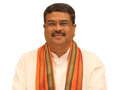 
      
      Dharmendra Pradhan adopts all TB patients in 4 districts
      
      