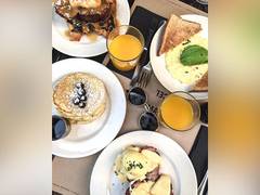 
      
      Study reveals that daytime eating may benefit mental health
      
      