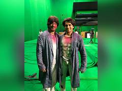 
      
      Shah Rukh Khan's unseen picture from 'Brahmastra' sets goes viral
      
      
