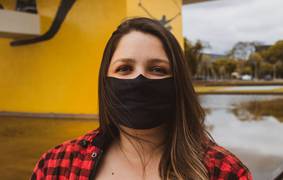 
    Scientists discover facemask which can detect viral exposure
    