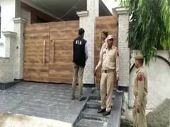 
      
      SIA conducts raids in J-K's Bathindi in terror funding case
      
      