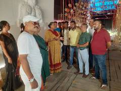 
      
      Durga Puja pandal depicting 'Transgender Rights' in Siliguri
      
      