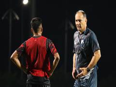 
      
      Stimac urges Indian team to play 'confidently' against Singapore
      
      