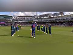
      
      Jhulan Goswami receives 'Guard of Honour' from players
      
      