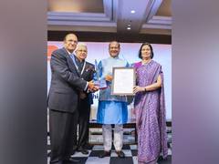 
      
      Dr Raghupati Singhania conferred Lifetime Achievement Award 2022
      
      