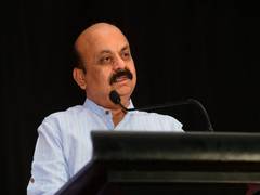 
      
      Statues of Rani Chennamma, Sangolli Rayanna in Suvarna Soudha: CM
      
      