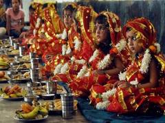 
    Kanya Pujan 2022: Significance, Puja timings for Durga Ashtami
    