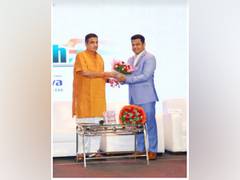 
      
      Sachin Bamgude receives 'Pride Of Maharashtra' Award 
      
      