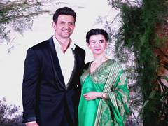 
      
      Hrithik Roshan strikes a pose with Saba Azad at RiAli's reception
      
      