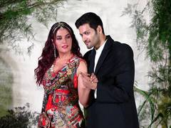 
      
      Richa Chadha, Ali Fazal don designer attire for Mumbai reception
      
      