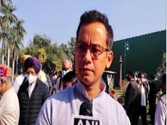 
      
      BJPs' step 'draconian': Gogoi after Cong loses IT committee
      
      