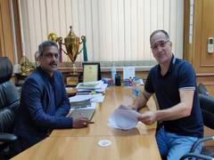 
      
      Igor Stimac signs contract extension till AFC Asian Cup 2023
      
      