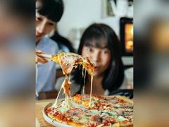 
      
      Mother's use of ultra-processed food linked with obesity in kids
      
      