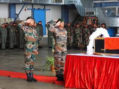 
      
      Indian Army pays obeisance to pilot killed in helicopter crash
      
      
