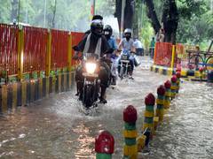 
      
      UP rains: Yogi instructs officials to conduct relief operations
      
      