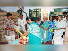 
      
      Maharashtra okays Diwali package for ration card holders
      
      