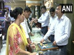 
      
      Gujarat: Prices of gold rise ahead of Dhanteras
      
      