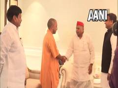 
      
      Adityanath condoles Mulayam's death, announces 3-day mourning
      
      