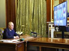 
      
      Putin holds meeting with his security council members
      
      
