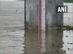 
      
      Brahmaputra's water level rises in Assam's Dibrugarh
      
      