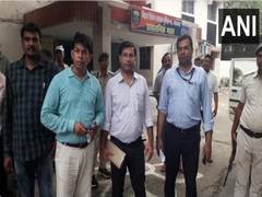
      
      Bihar: Vigilance raids at top cop's residence in Purnea
      
      