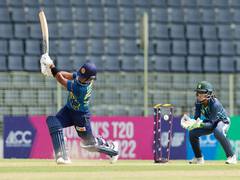 
      
      Nashra, Nida help Pakistan restrict Sri Lanka to 122/6
      
      