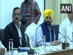 
      
      Punjab CM holds meeting with Haryana counterpart over SYL
      
      