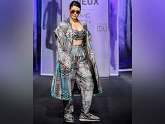 
      
      Warina Hussain turns showstopper for Pieux at Lakme Fashion Week
      
      