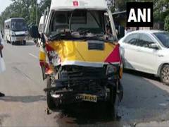 
      
      Cops, medical staff injured as vehicles in Dy CM convoy collide
      
      