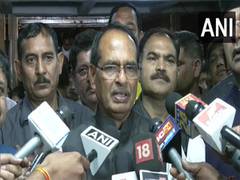 
      
      Light a lamp in name of Hindi before Diwali, says MP CM Chouhan
      
      