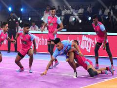 
      
      Pro Kabaddi League: Jaipur Pink Panthers thrash Bengal Warriors
      
      