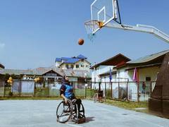 
      
      Ishrat Akhtar, Kashmir's 1st wheelchair basketballer selected 
      
      