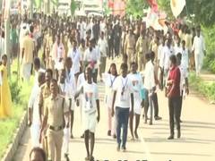 
      
      Rahul Gandhi resumes padayatra from Andhra's Banavasi village
      
      