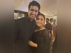 
      
      Shehnaaz Gill flaunts 'Punjabipan'  with Vicky Kaushal 
      
      