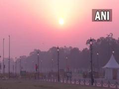 
      
      Blanket of smog covers Delhi as air pollution worsens before...
      
      